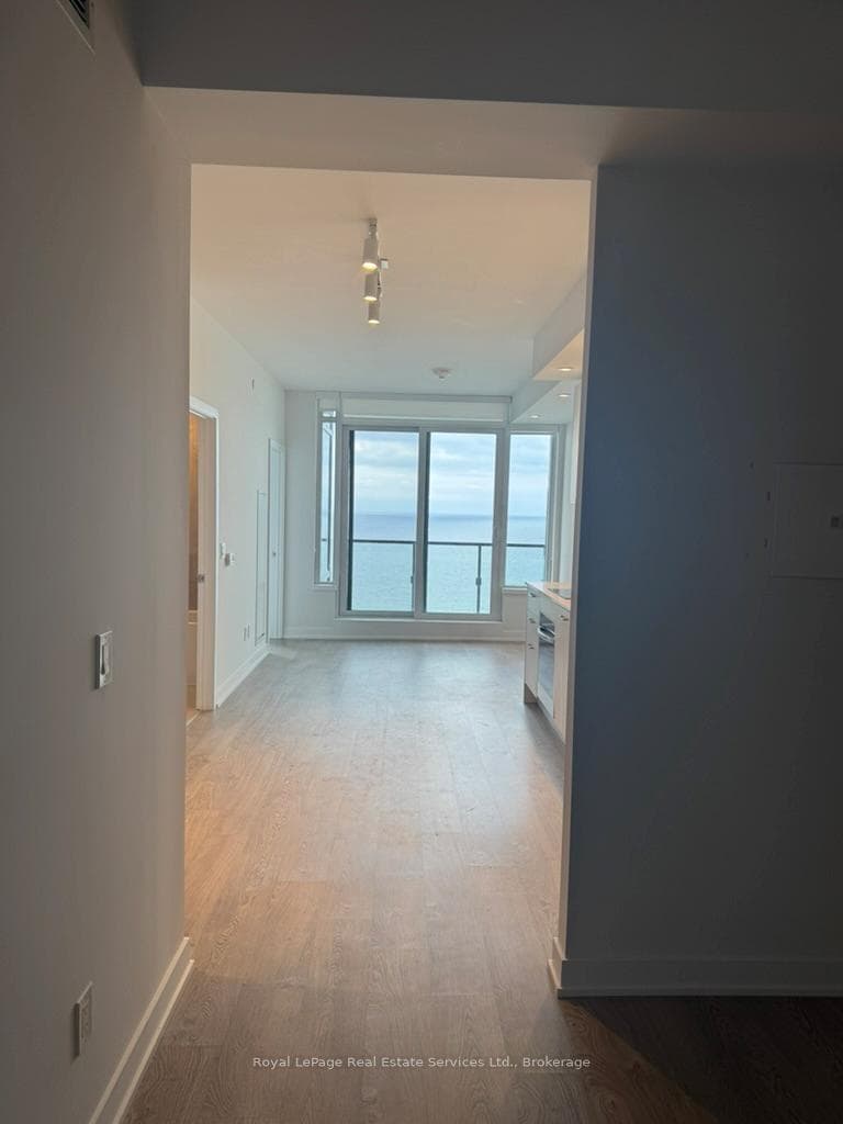 1928 Lake Shore Boulevard Unit 2208 photo 23