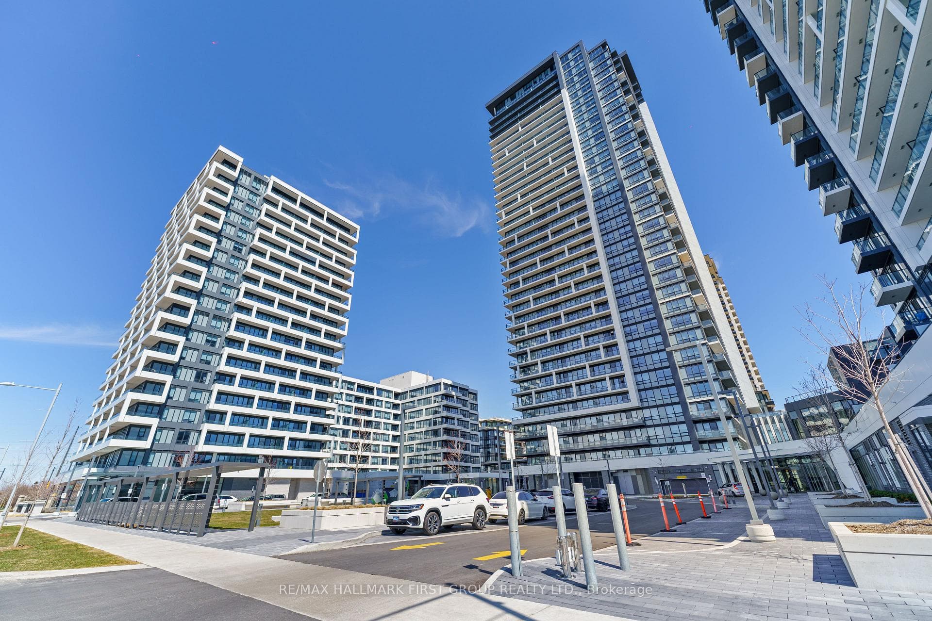 38 WATER WALK Drive Unit 231 photo 3
