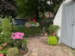 27 Hillview Drive photo 31