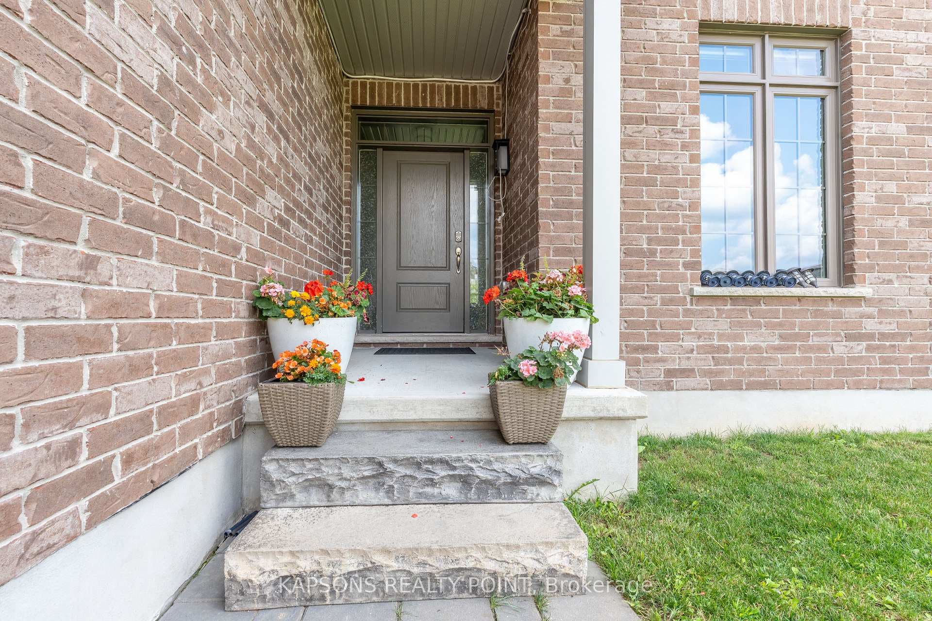 2059 Bakervilla Street photo 5