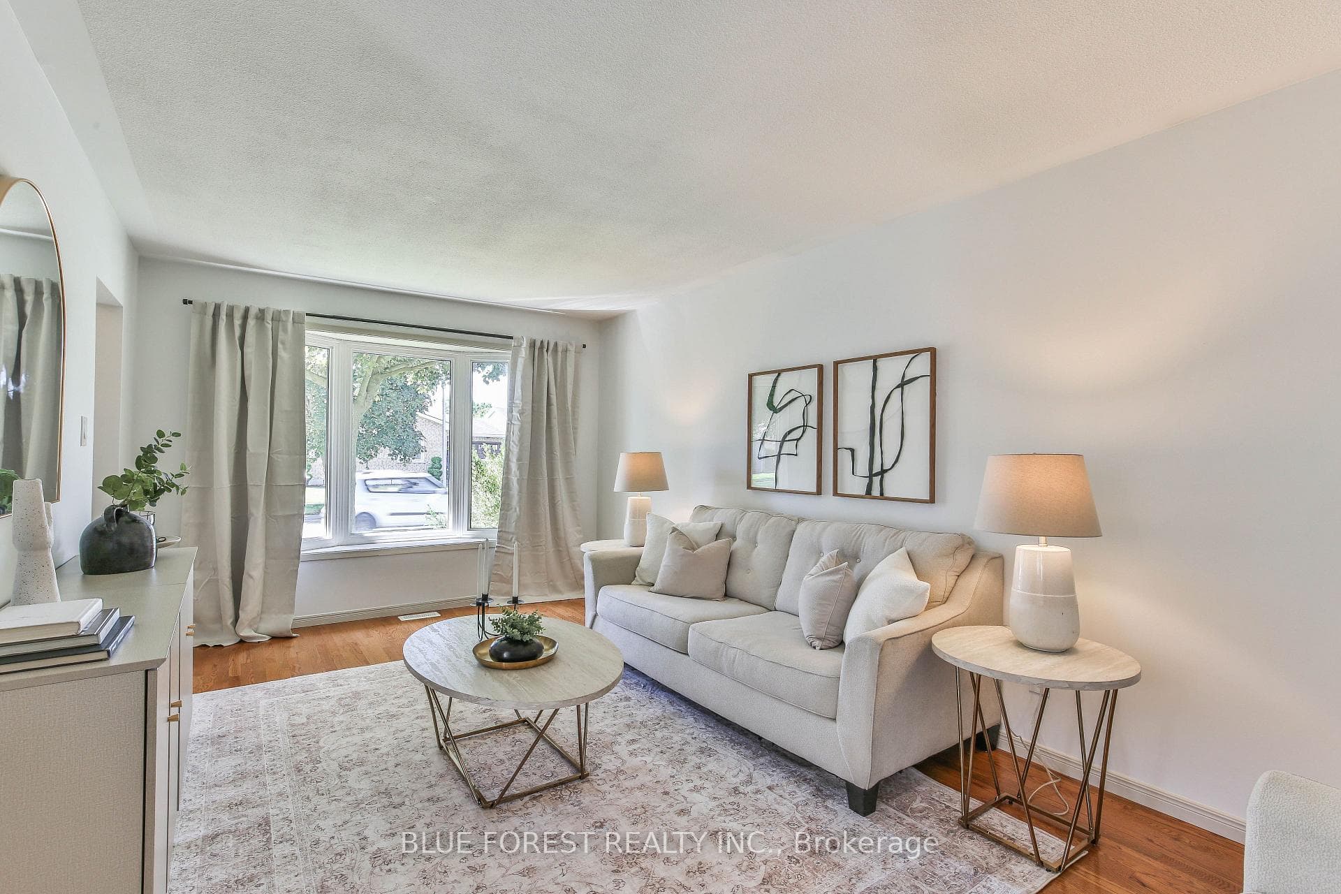 71 Rosamond Crescent photo 5