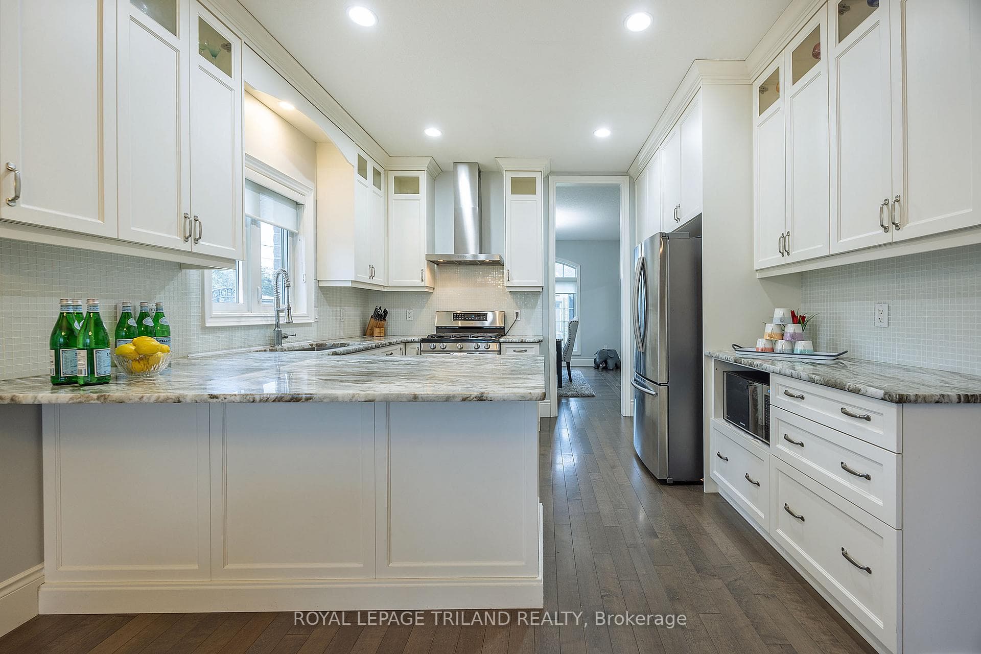 136 Woodholme Close photo 7