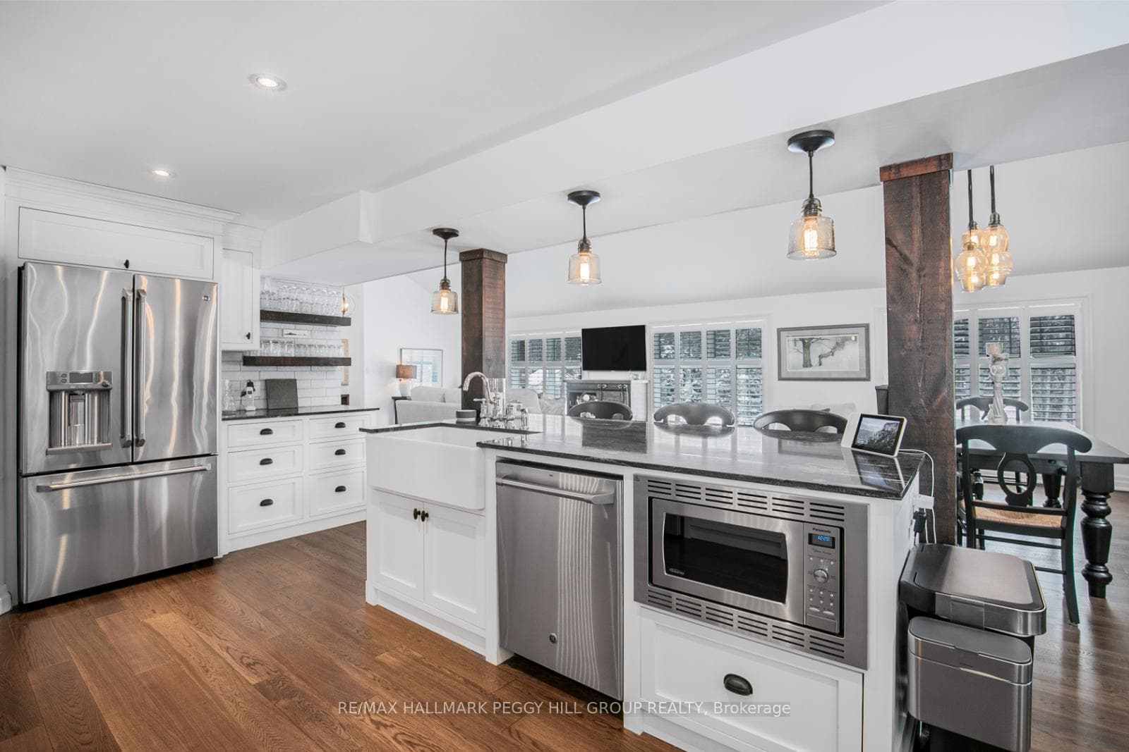 25 Seneca Lane photo 10
