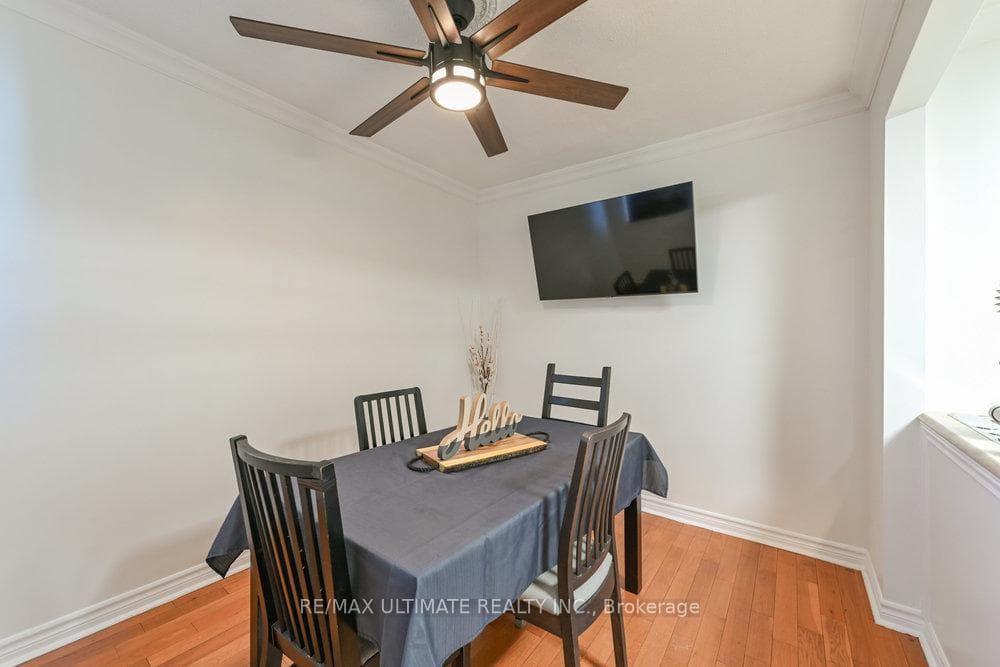 19 Cayuga Avenue photo 10