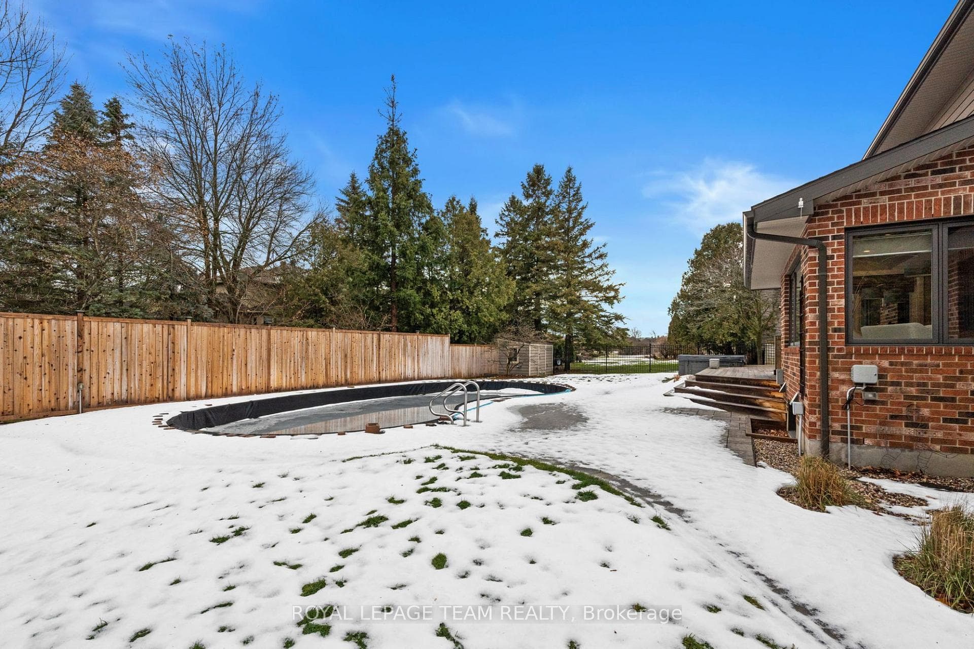 36 Halldorson Crescent photo 43