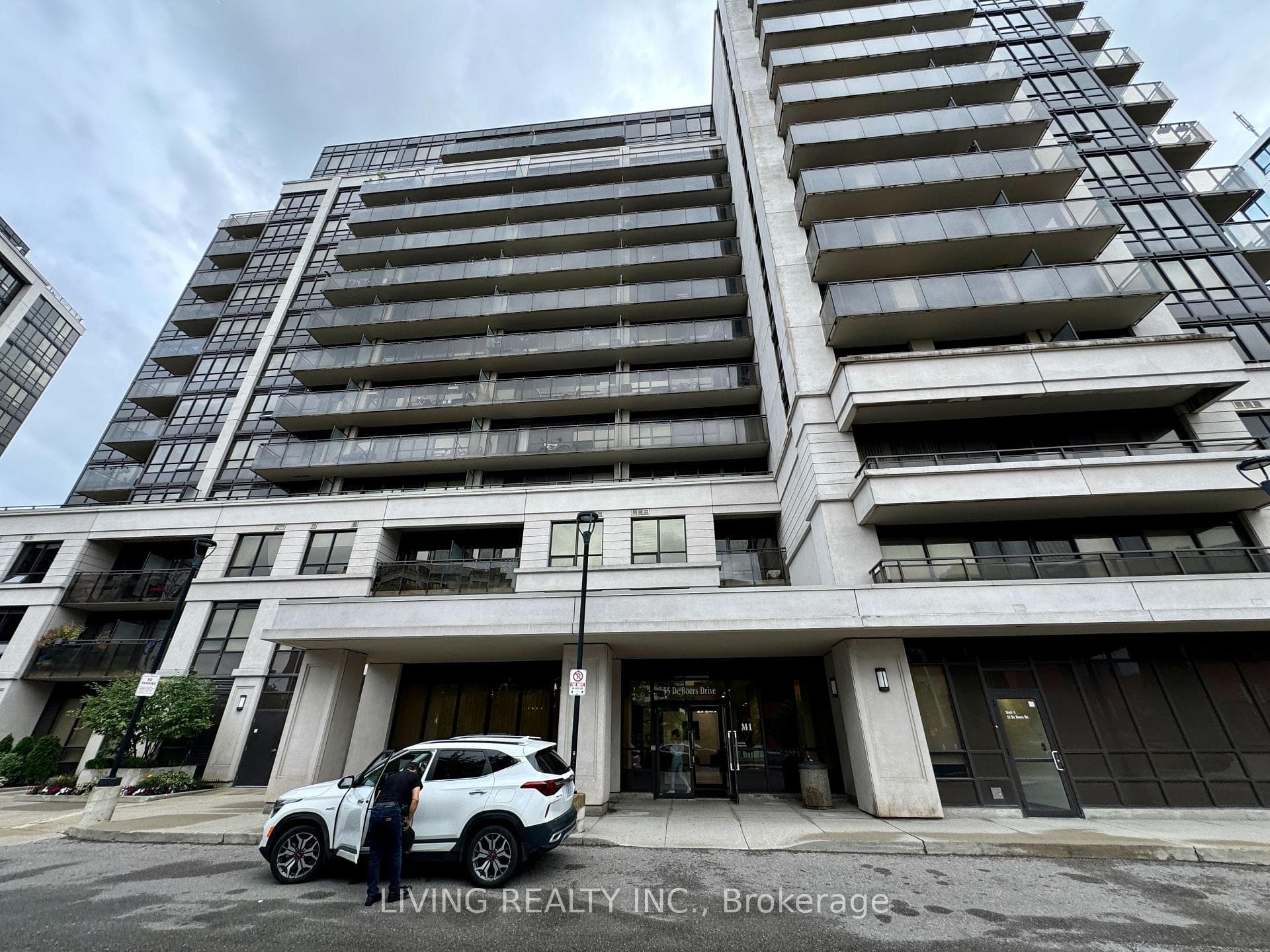 55 De Boers Drive Unit 1216 photo 1