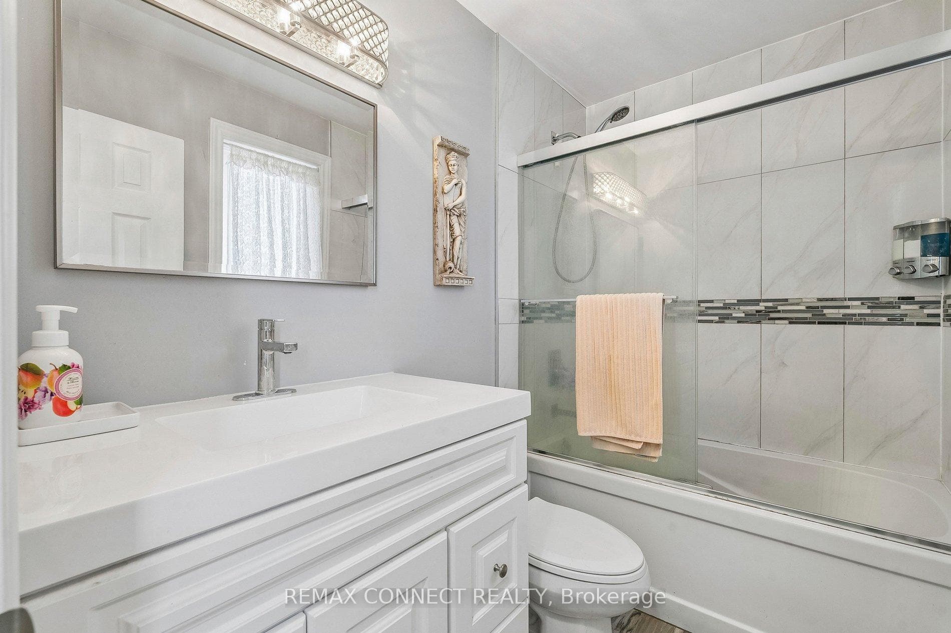 750 Gorham Street photo 29