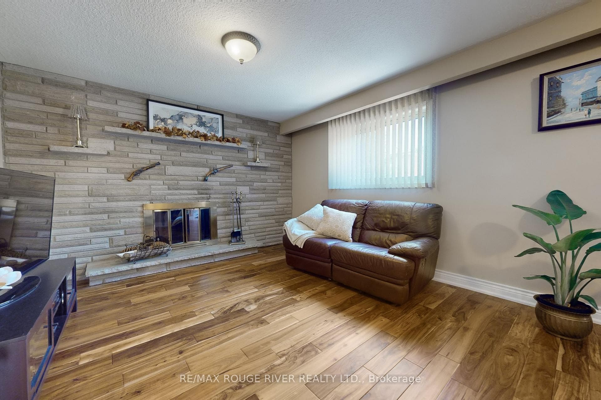 20 Greendowns Drive photo 24