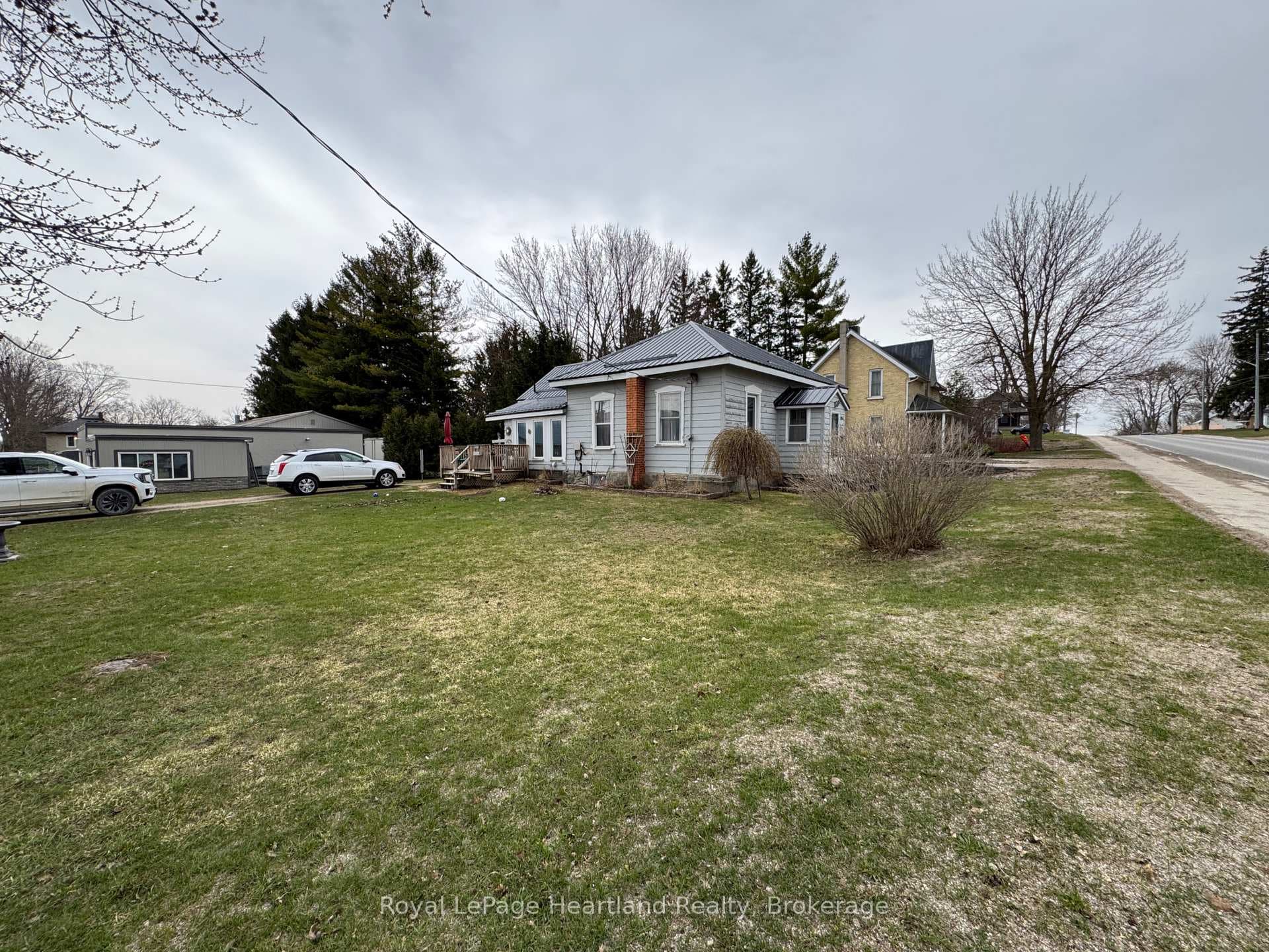 663 JOSEPHINE Street photo 2