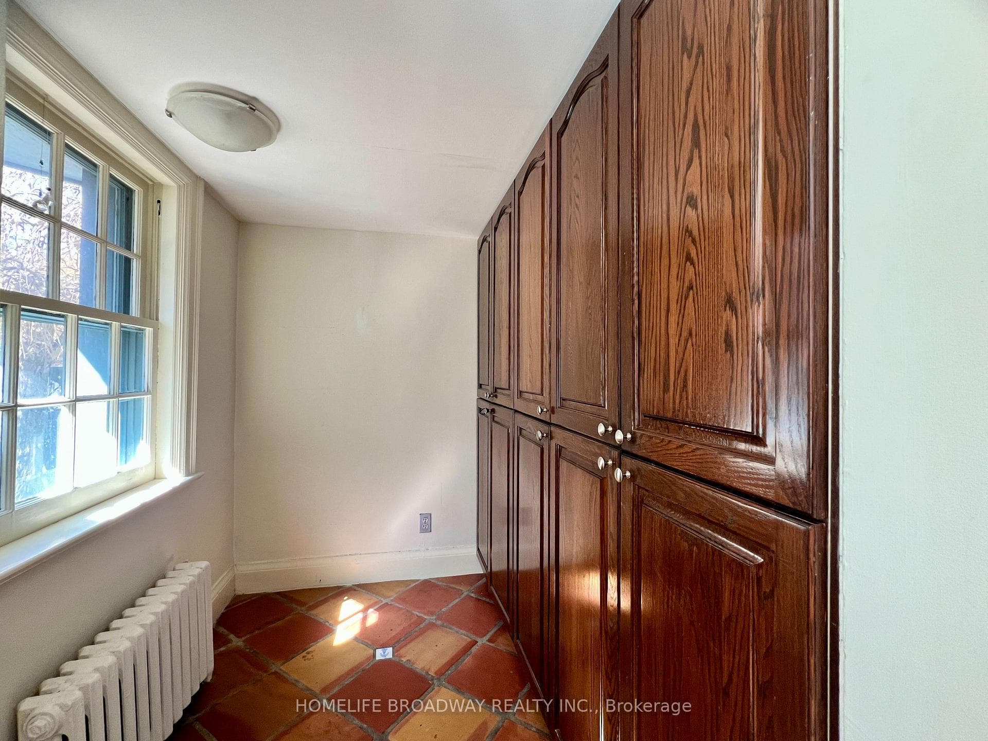 77 Donwoods Drive photo 12