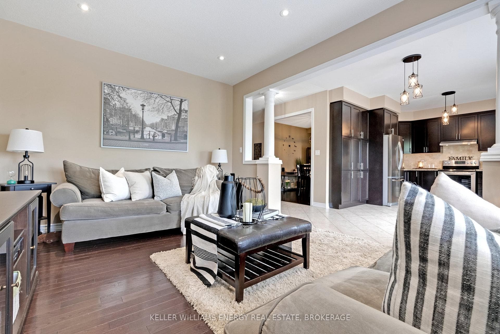 35 Richard Davies Crescent photo 11