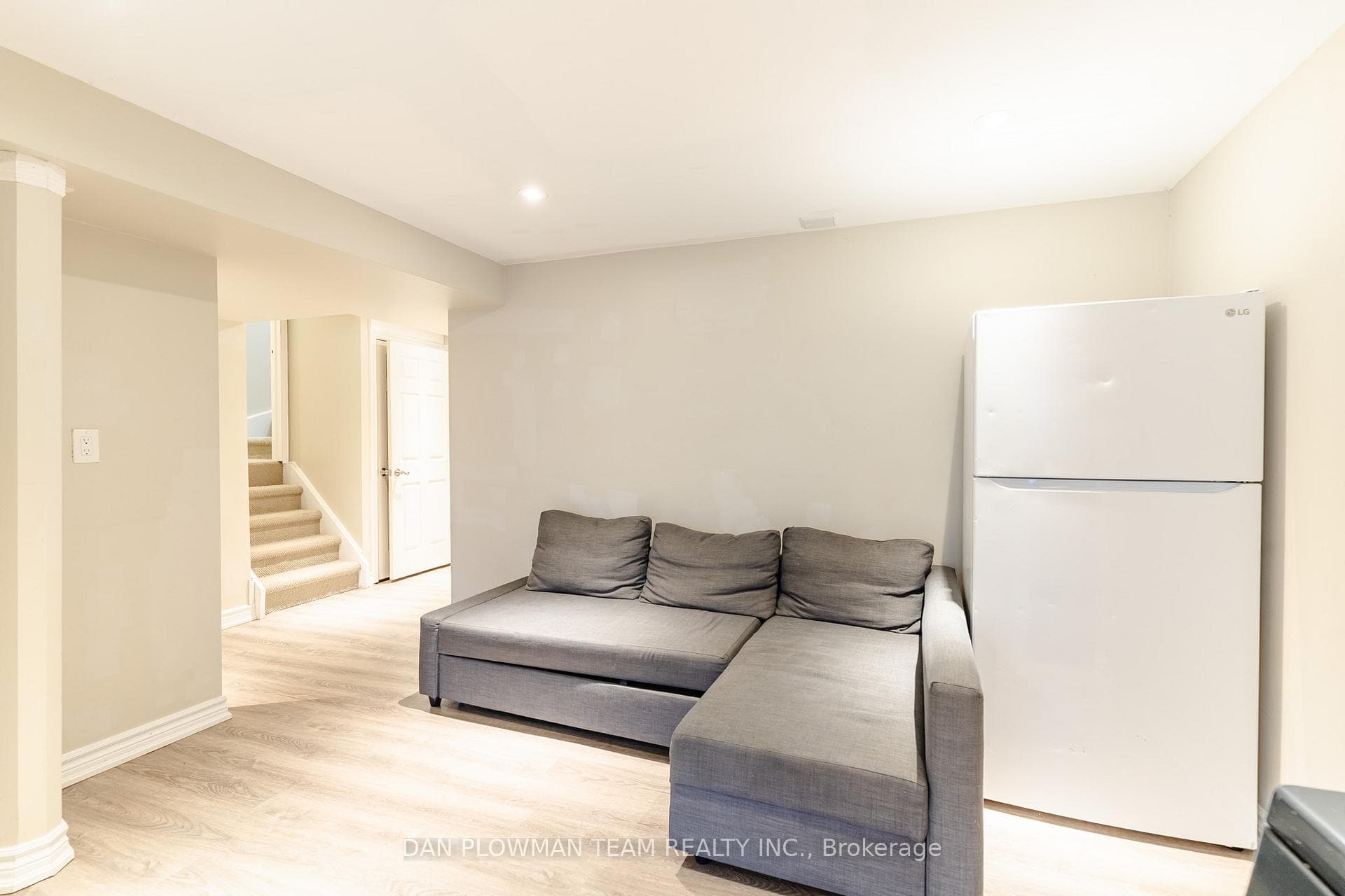 1203 Meath Drive photo 34