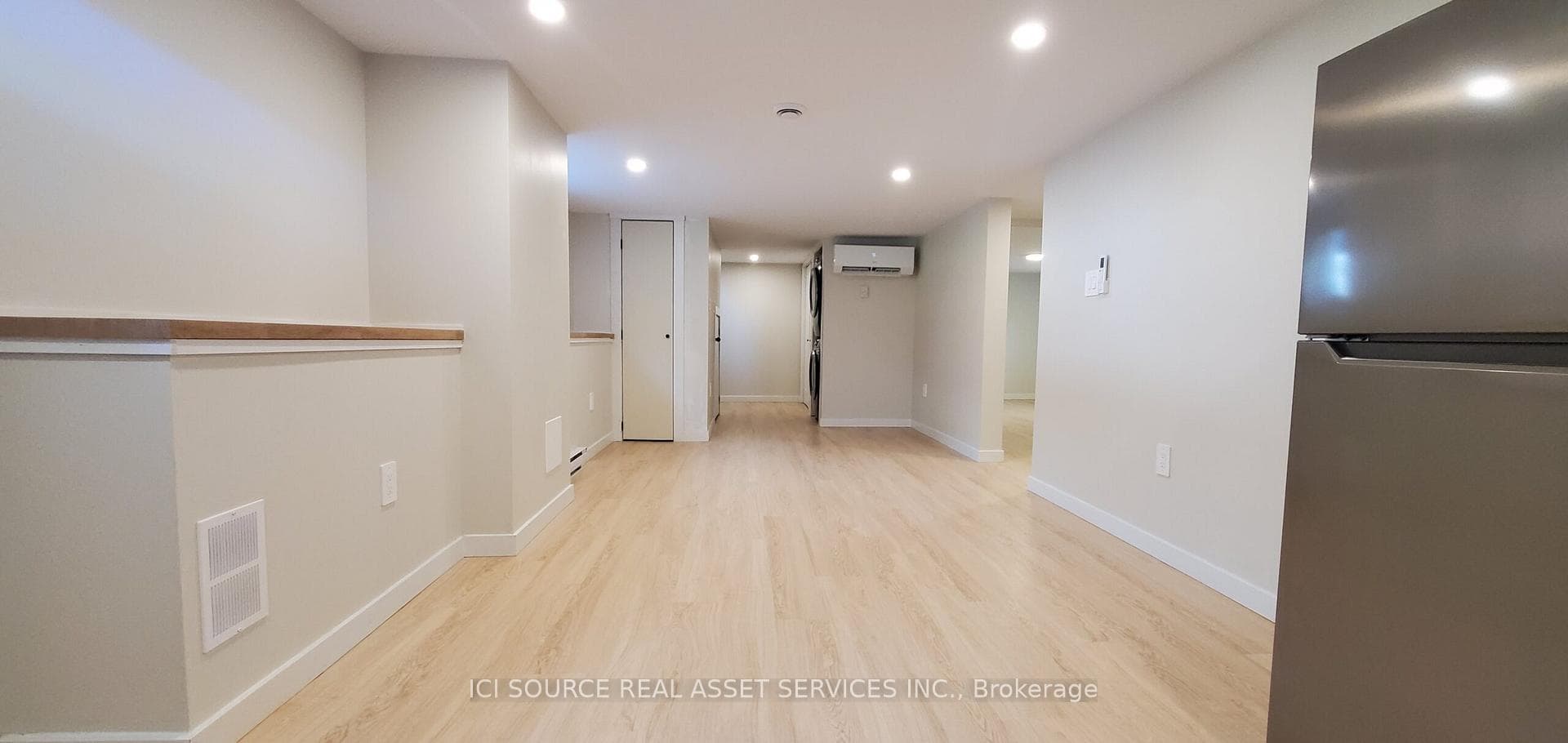 371 Bridge Street Unit B photo 4