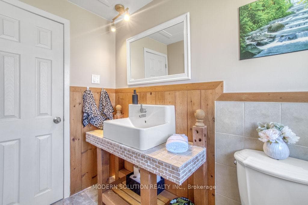 66 Dixon Street photo 30