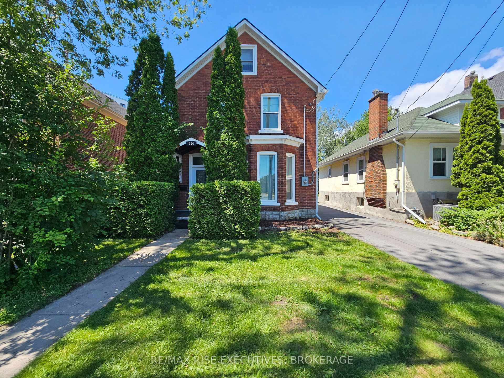 524 Frontenac Street photo 1
