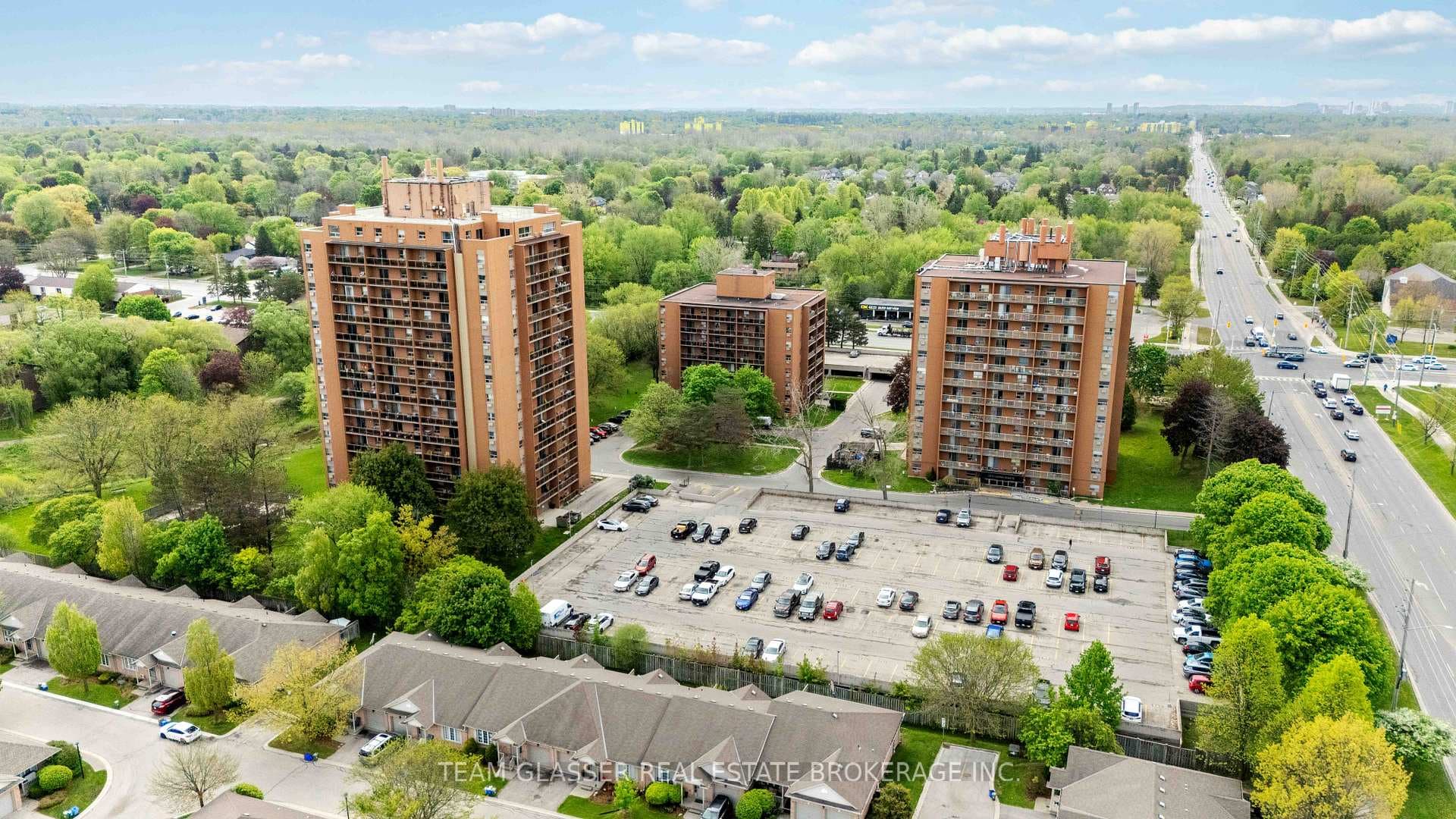 1570 Adelaide Street Unit 220 photo 44