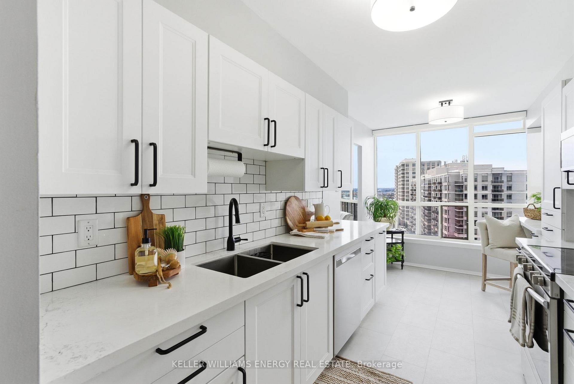 1890 Valley Farm Road Unit 1008 photo 4