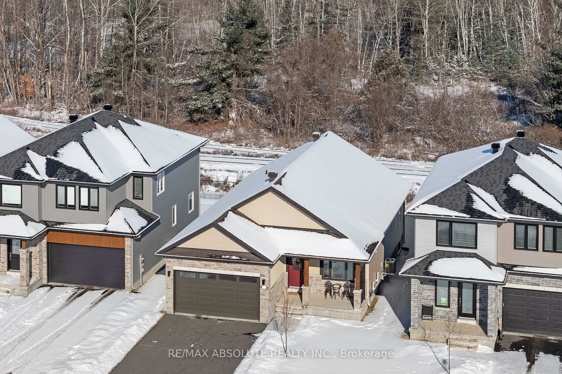 109 Seabert Drive photo 3