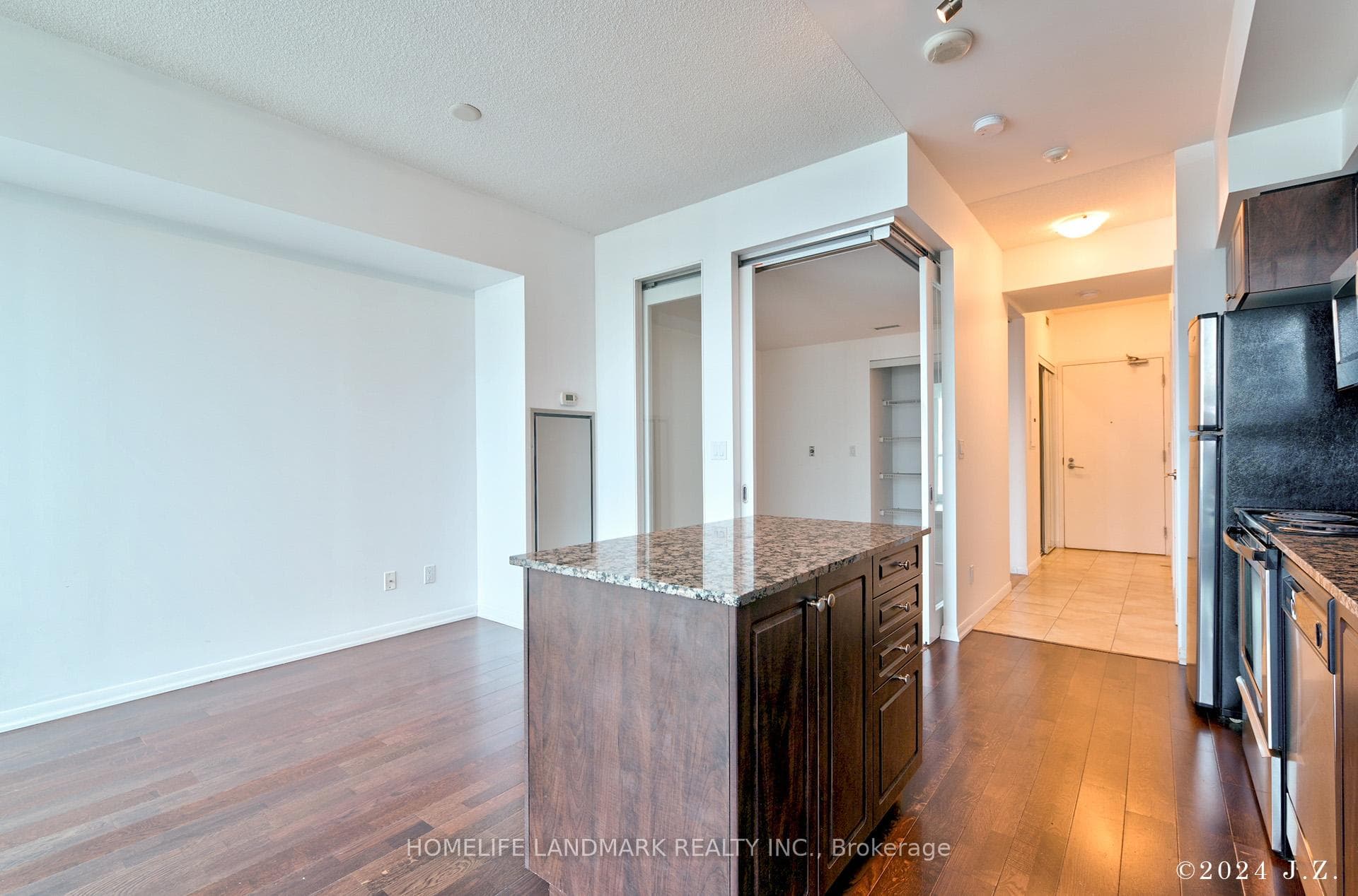 215 Fort York Boulevard Unit 3603 photo 9