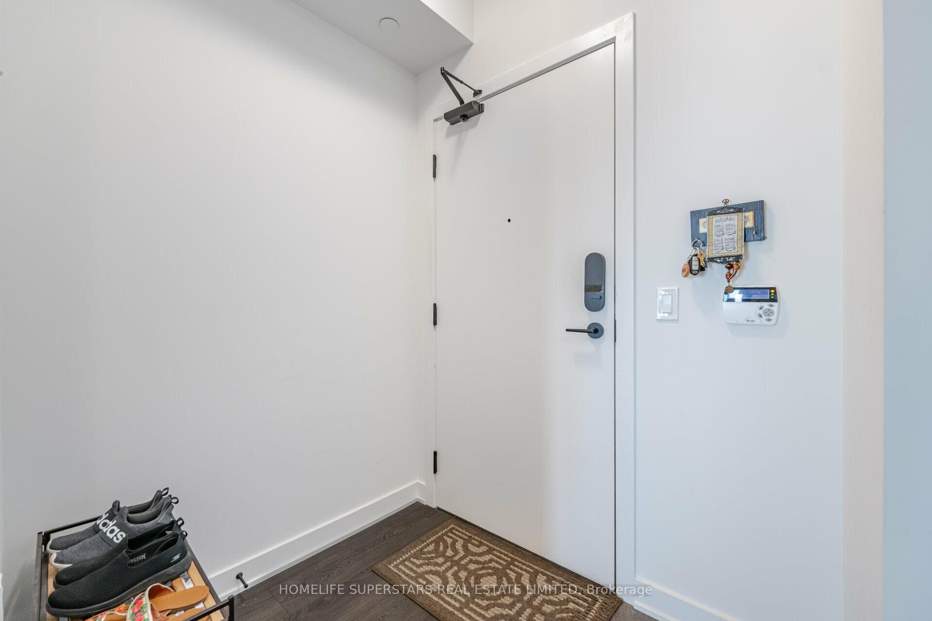 4655 Metcalfe Avenue Unit 1410 photo 8