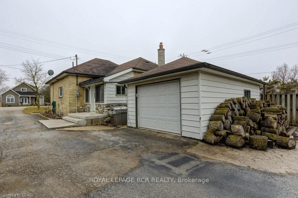 370 Smith Street photo 28
