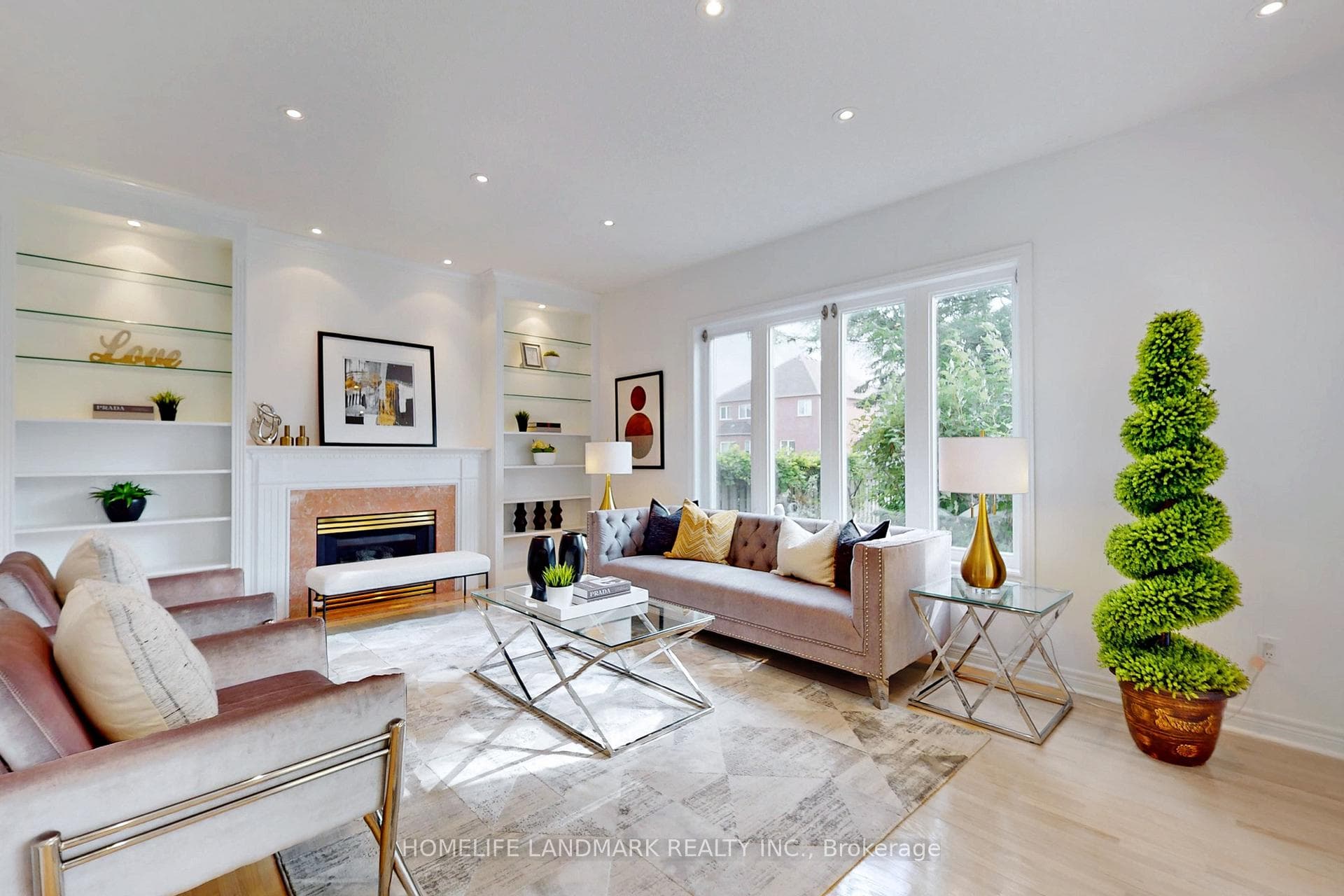 175 Silver Rose Crescent photo 5