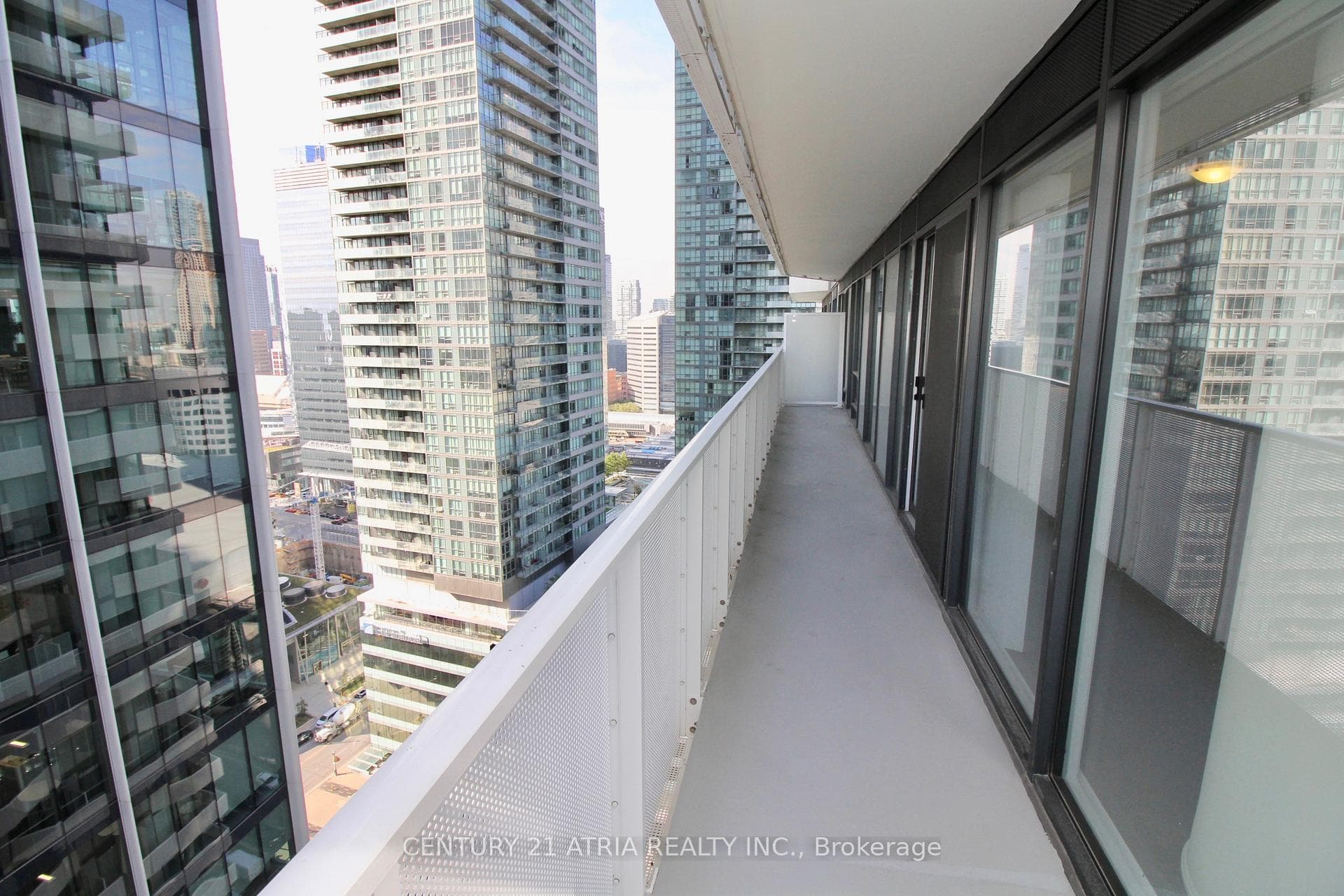 100 Harbour Street Unit 2510 photo 13
