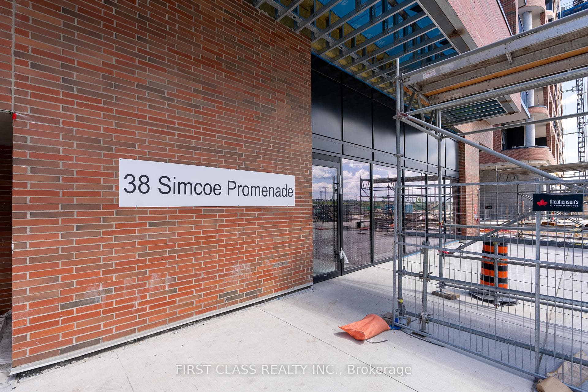 38 Simcoe Promenade Unit 413 photo 2