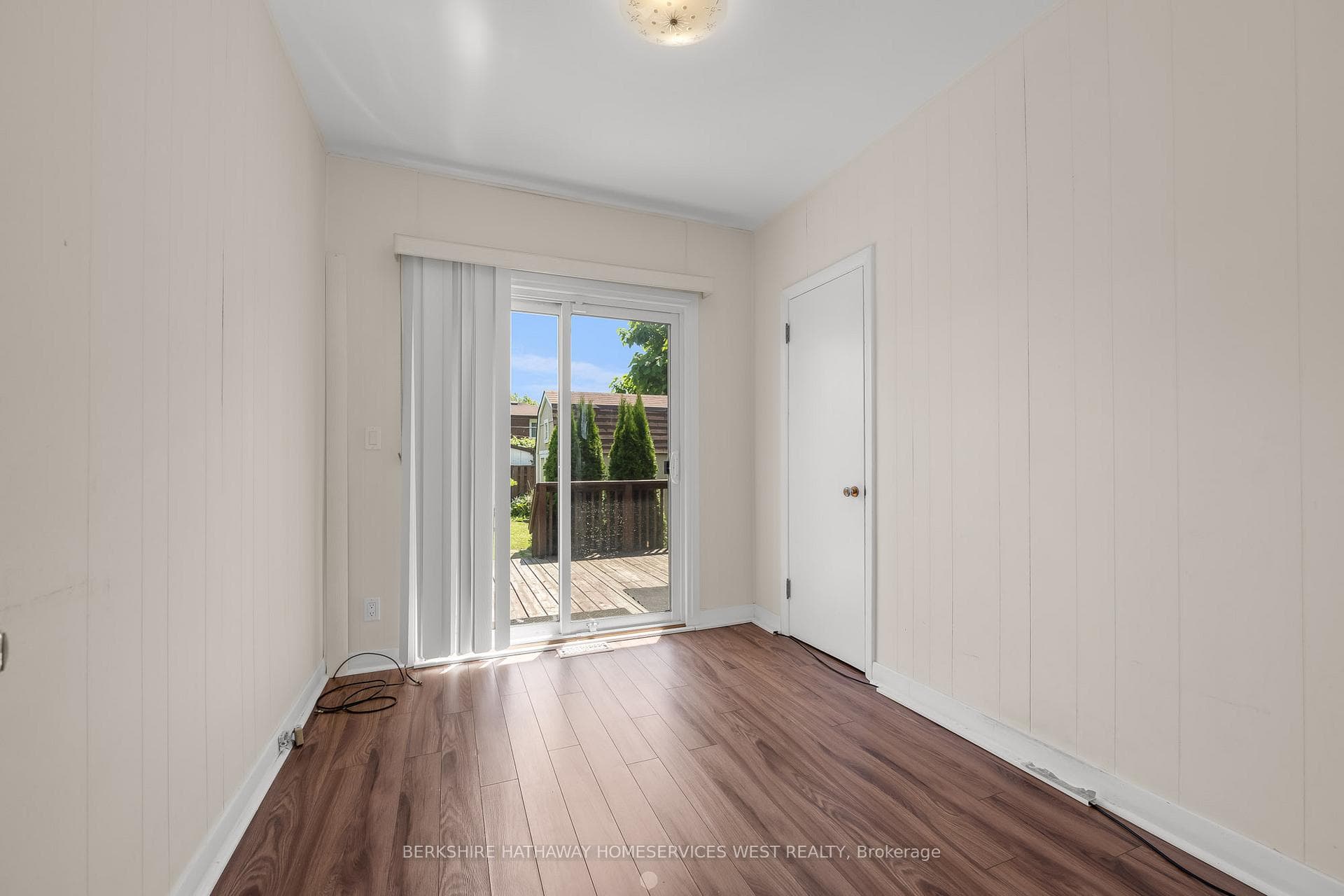 680 Tate Avenue photo 13