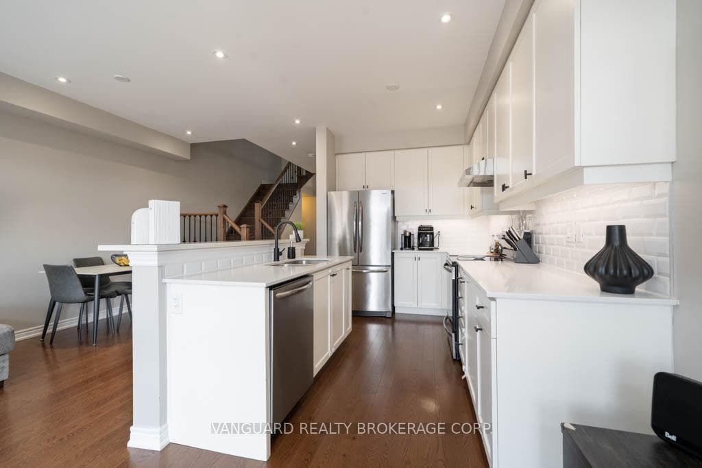 112 Morra Avenue photo 9