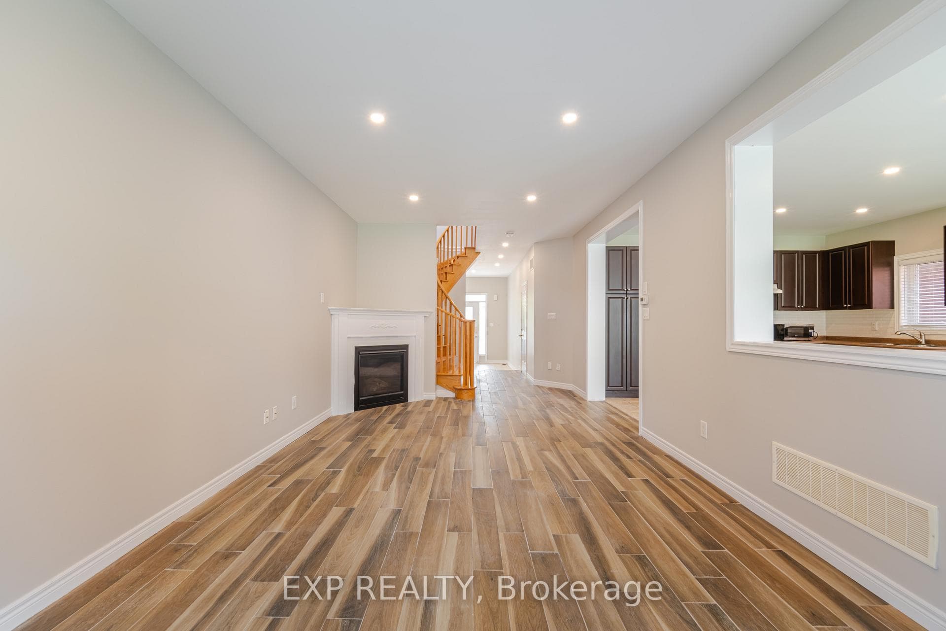 397 Scott Boulevard Unit Upper photo 7