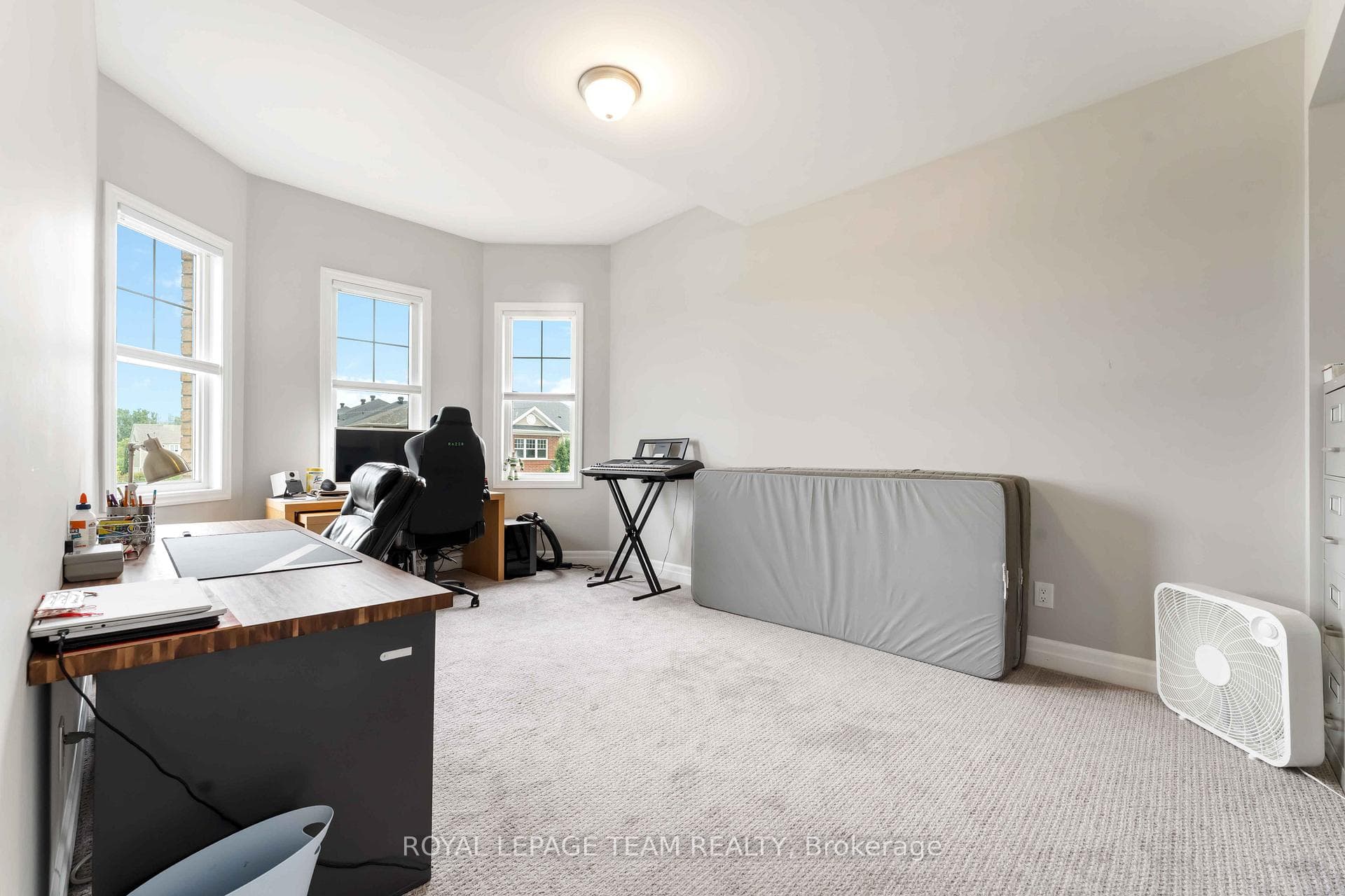 648 Pearl Dace Crescent photo 19