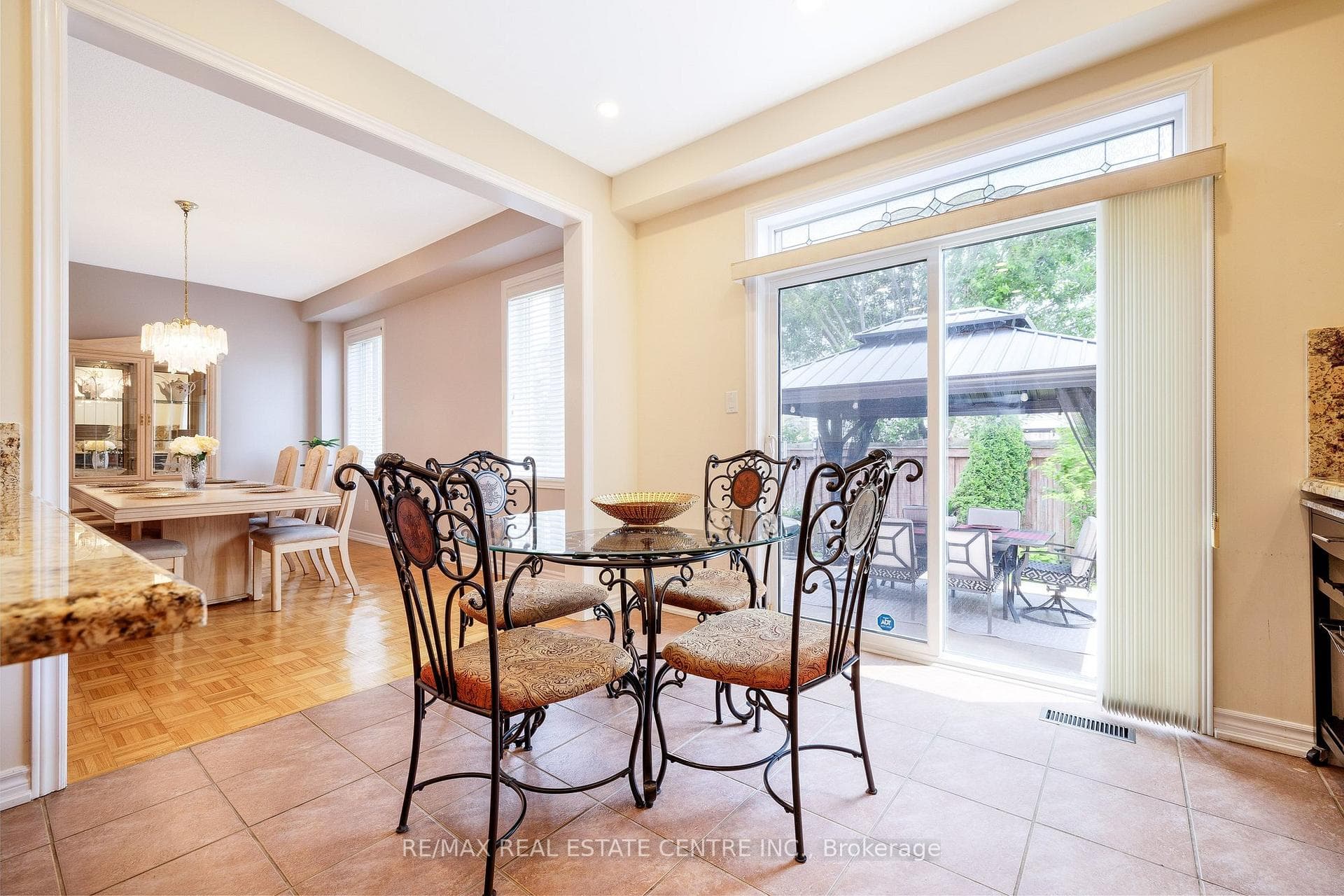 241 Duff Crescent photo 14