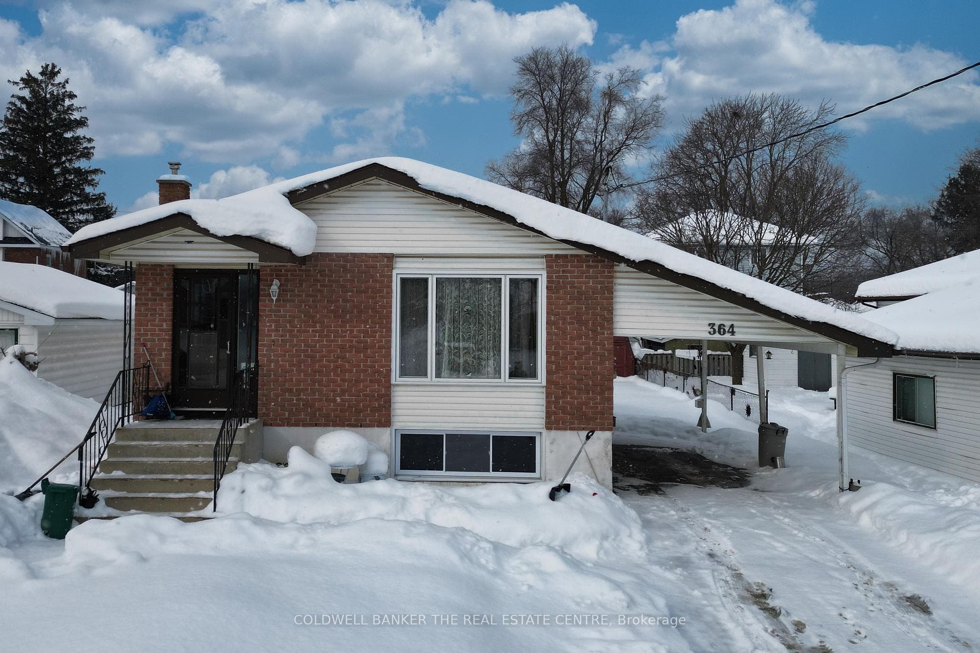 364 MISSISSAGA Street photo 1