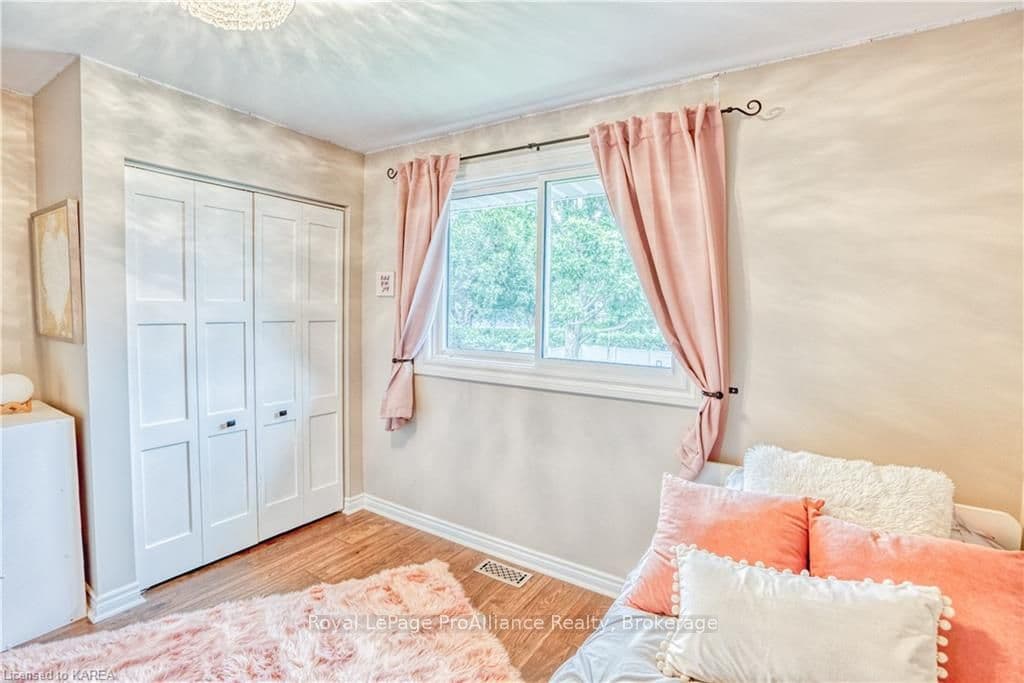 336 RENDA Street photo 35