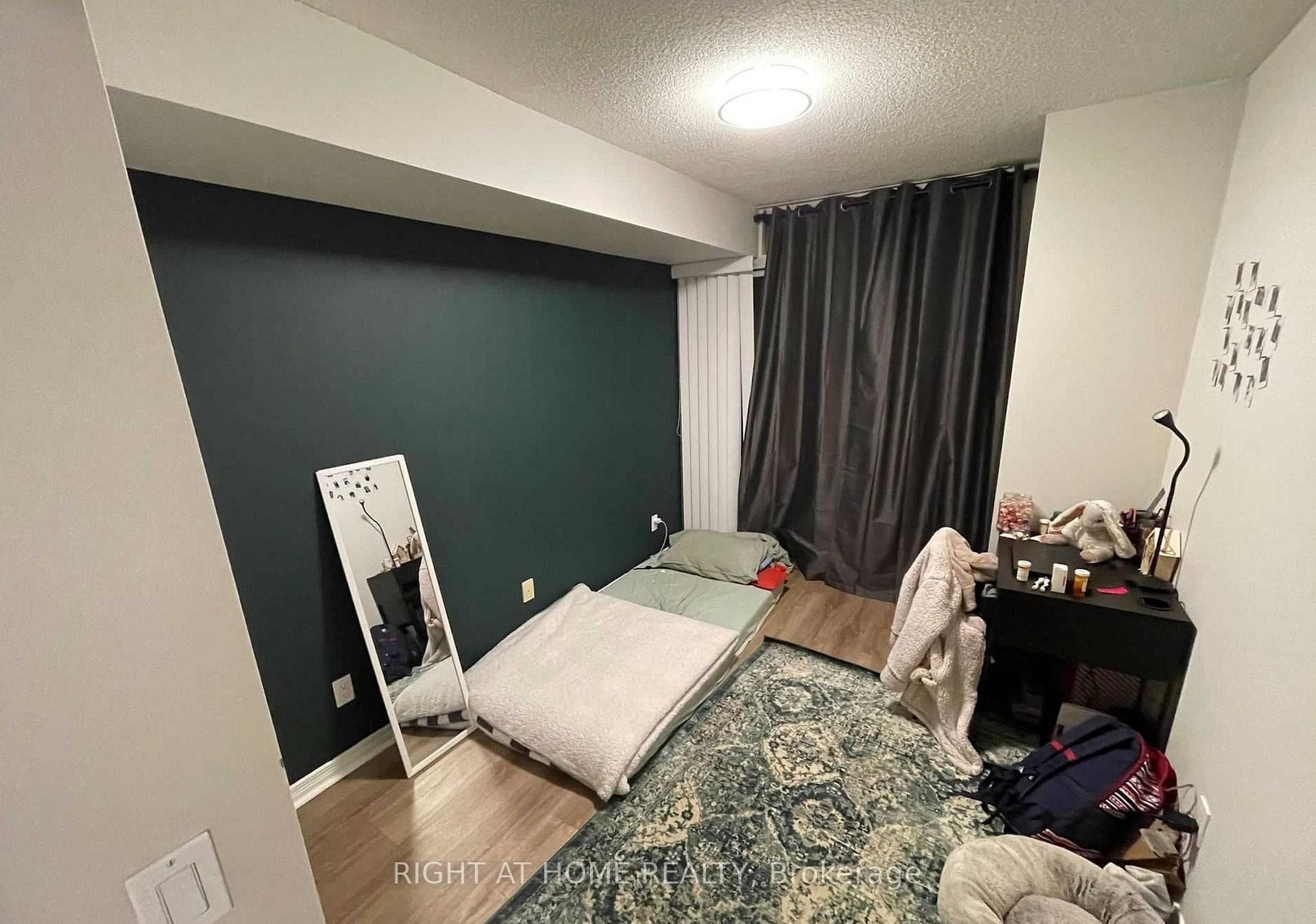2nd Bedroom With Access To The Balcony