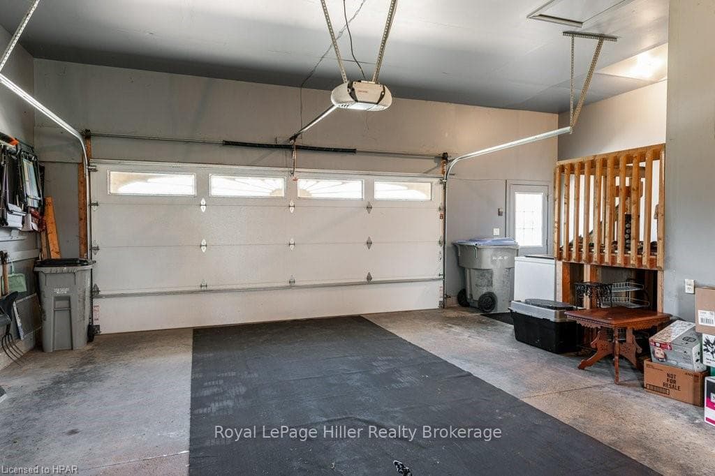 4433 HOLMES Drive photo 47