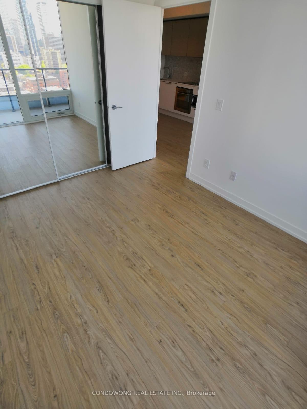 85 Wood Street Unit 2211 photo 9