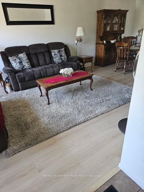 97 Guildwood Drive photo 8