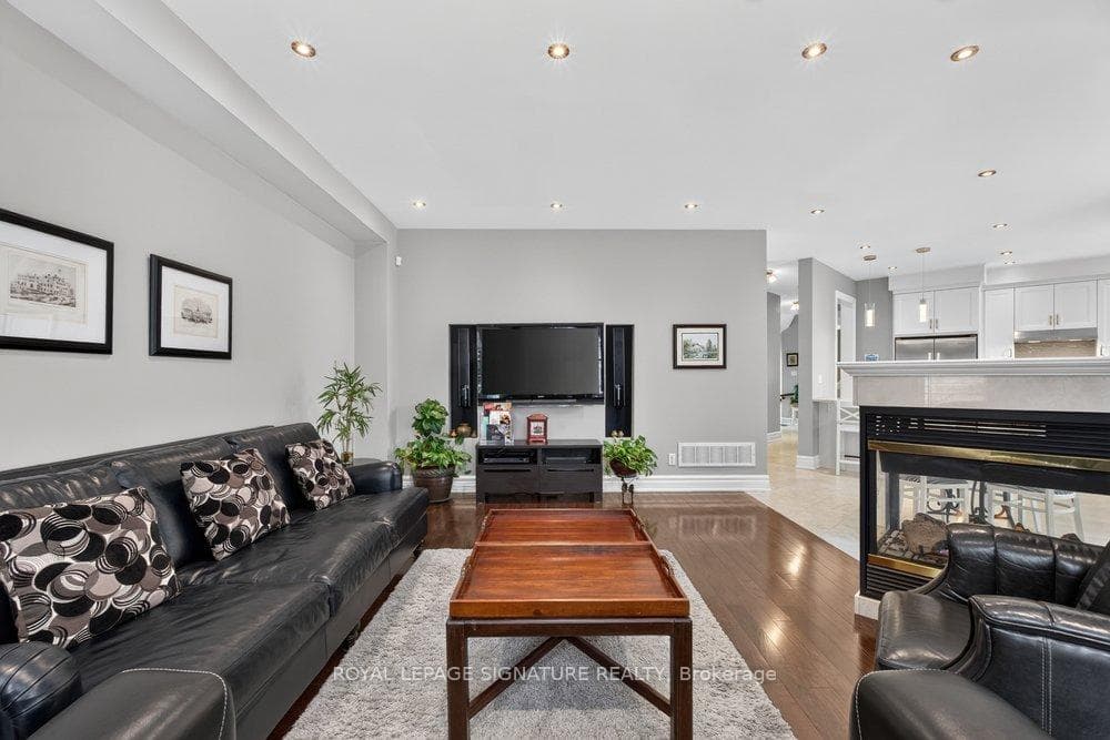 5 Broderick Place photo 21