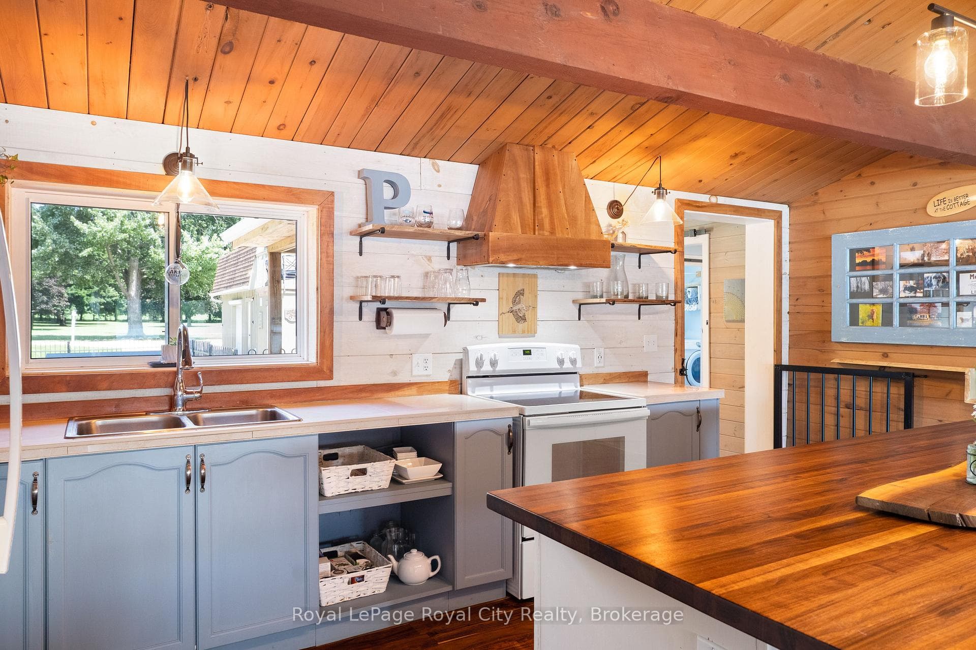 285 Mank Road photo 17