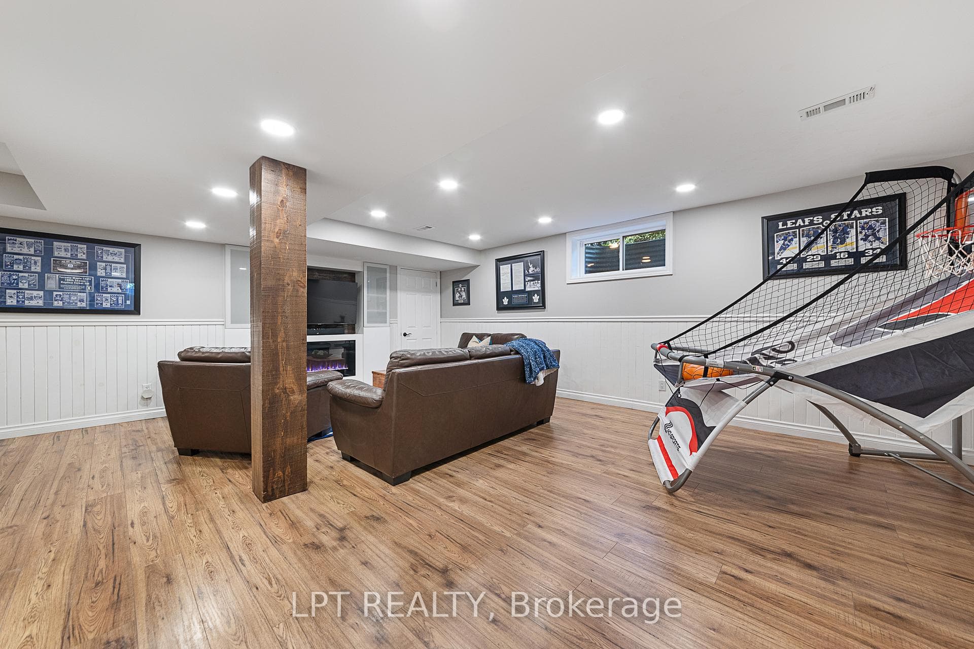 11 Elderwood Trail photo 29