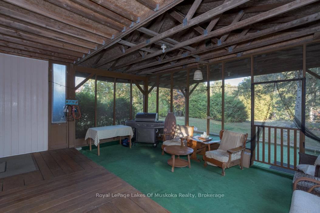 1397 Fraserburg Road photo 32