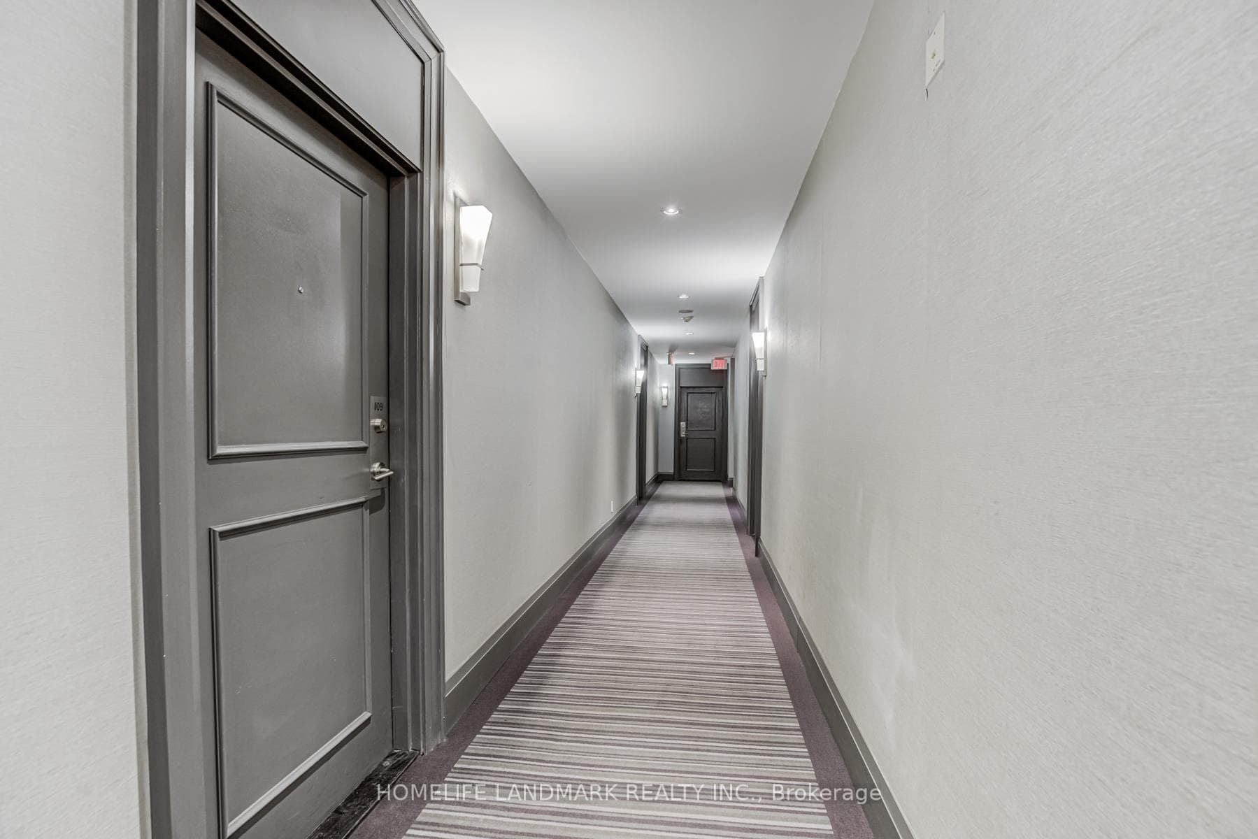 35 Hayden Street Unit 1109 photo 4