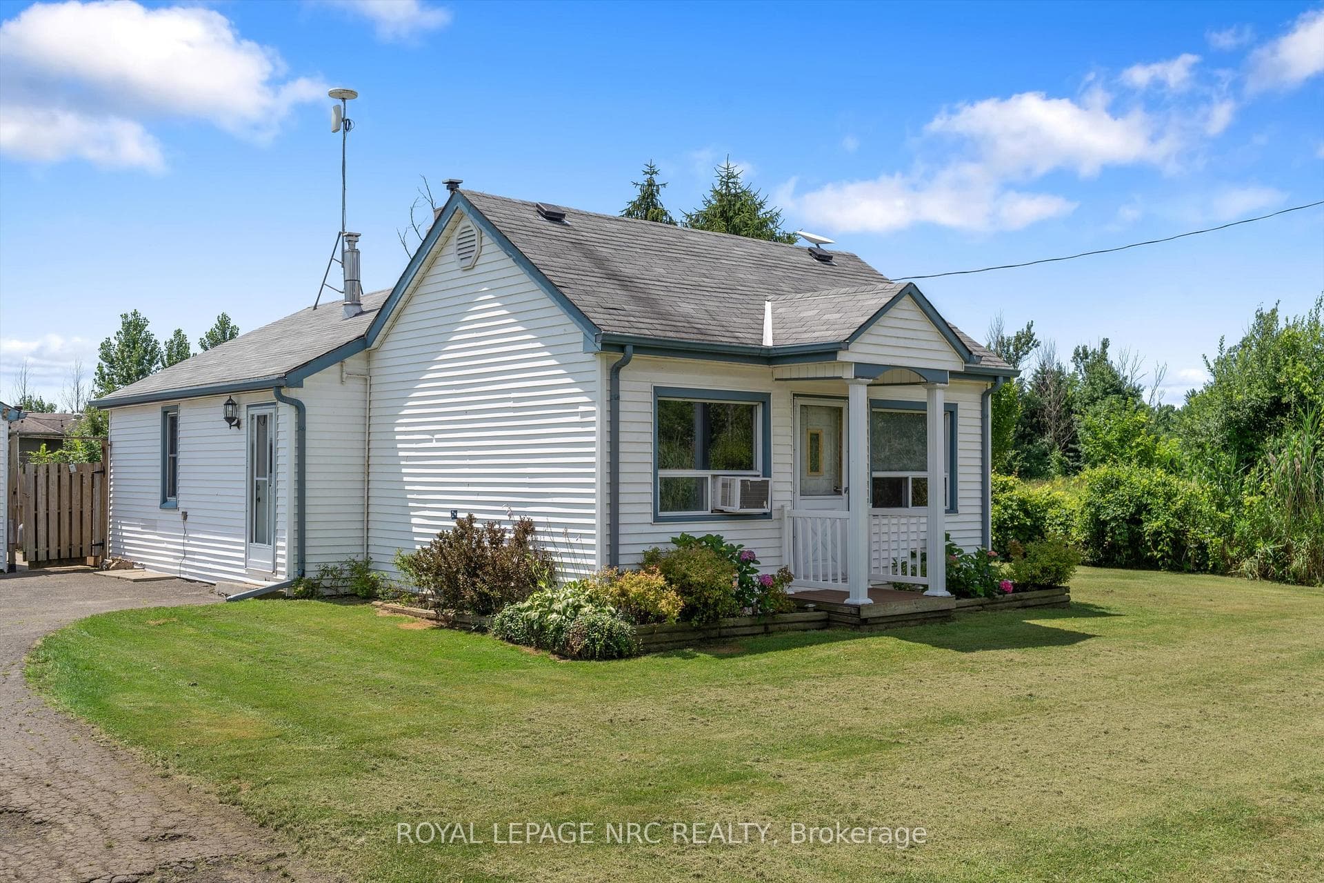 787 Doan's Ridge Road photo 3