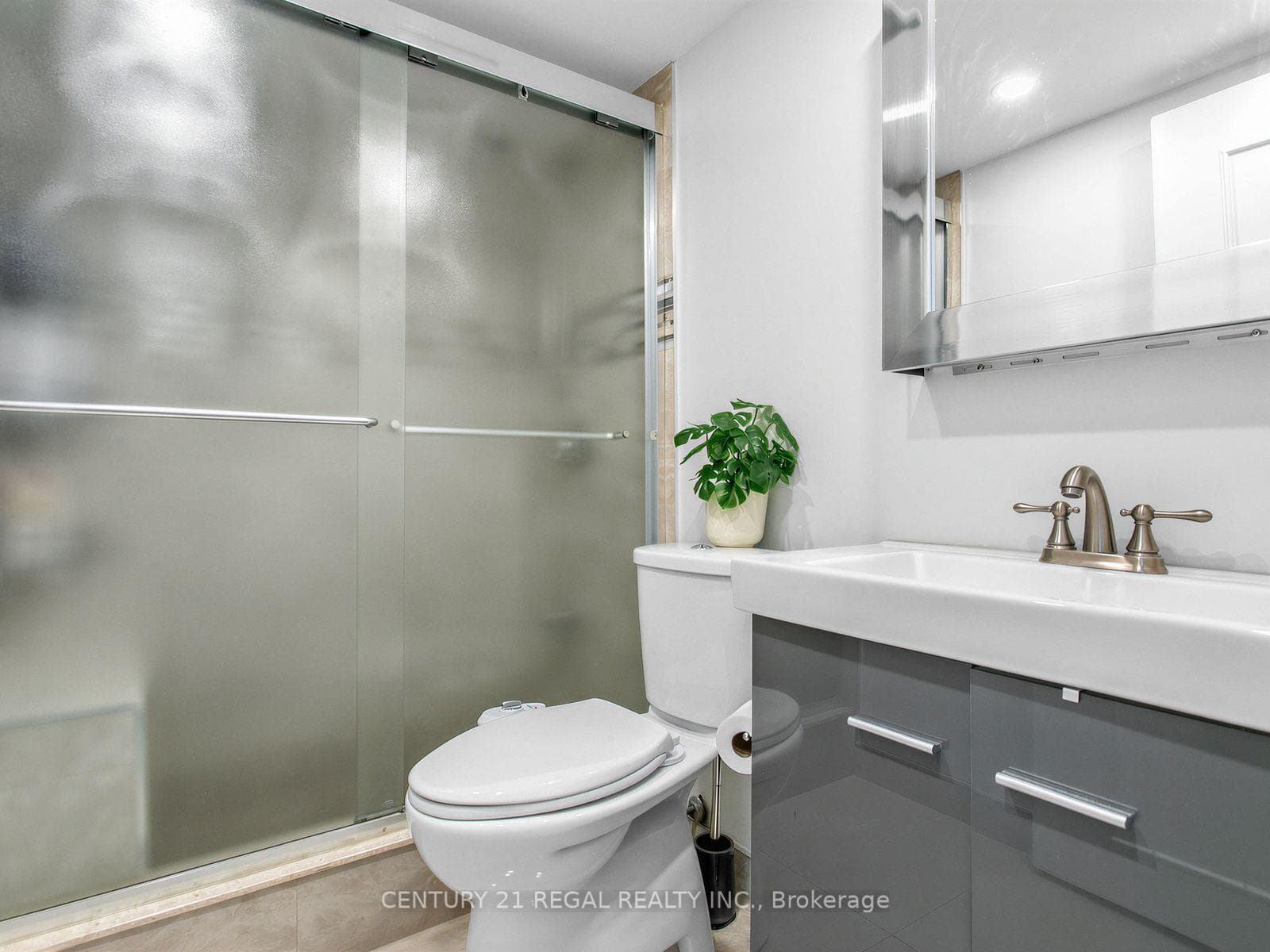 40 Baif Boulevard Unit 803 photo 22