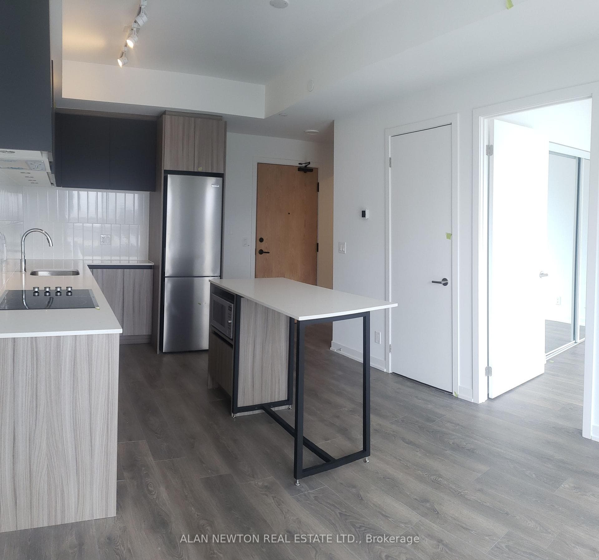 7950 Bathurst Street Unit 1518 photo 10