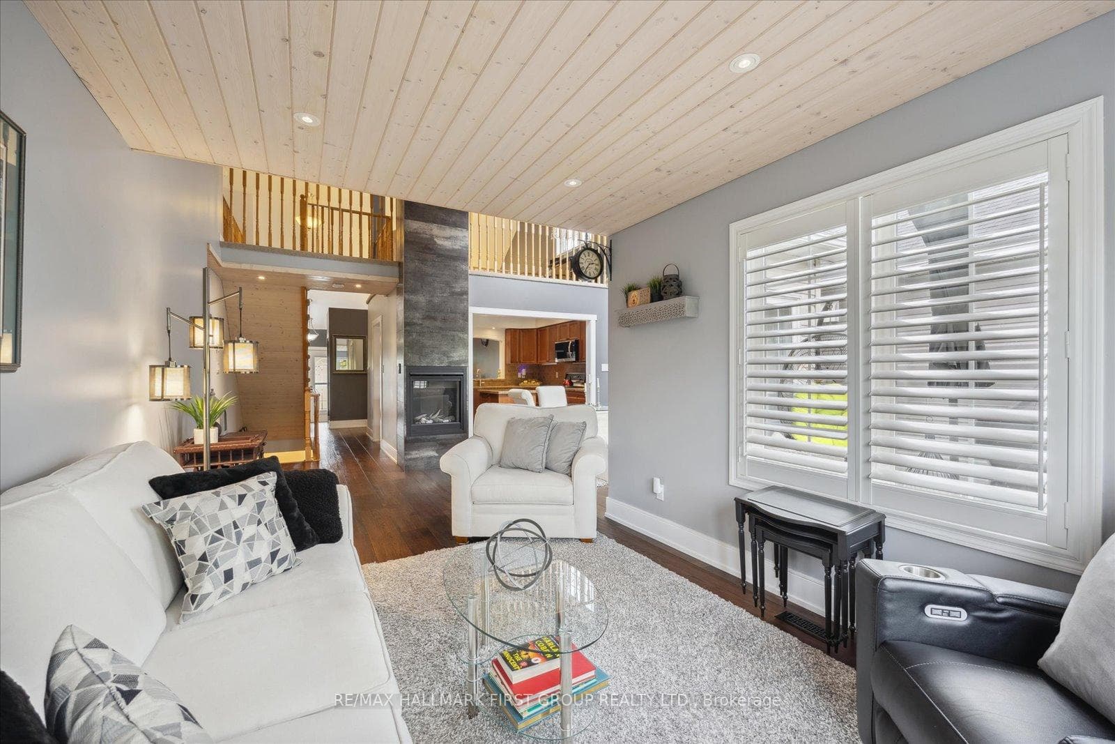 70 Carveth Crescent photo 13
