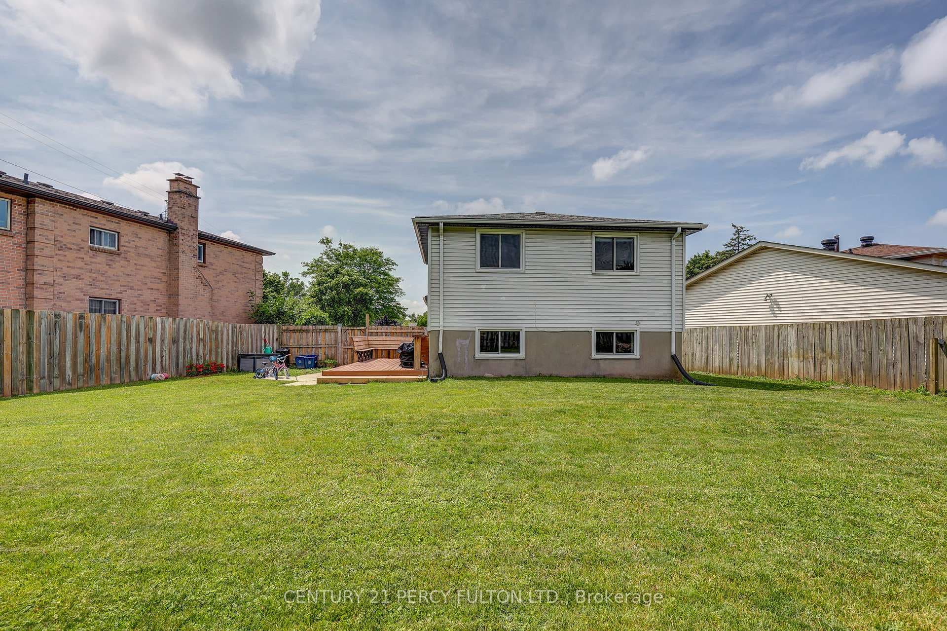132 Sundridge Crescent photo 37