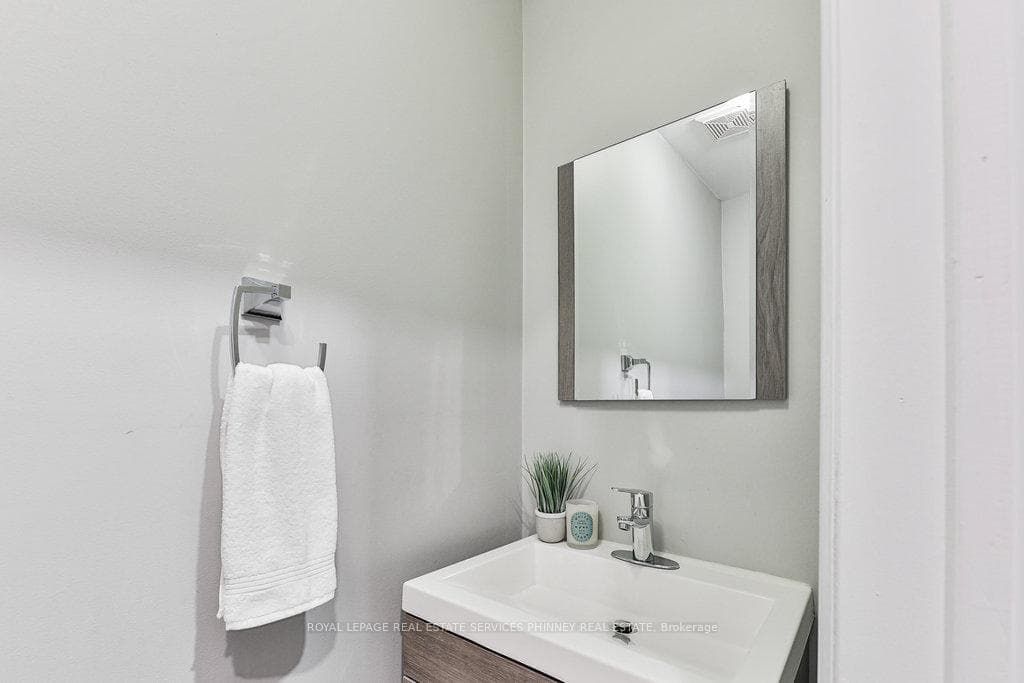 3228 Bruzan Crescent photo 23